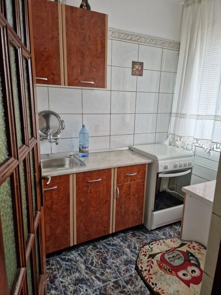 Titan, Aleea Barajul Bicaz, 10 minute metrou Costin Georgian,