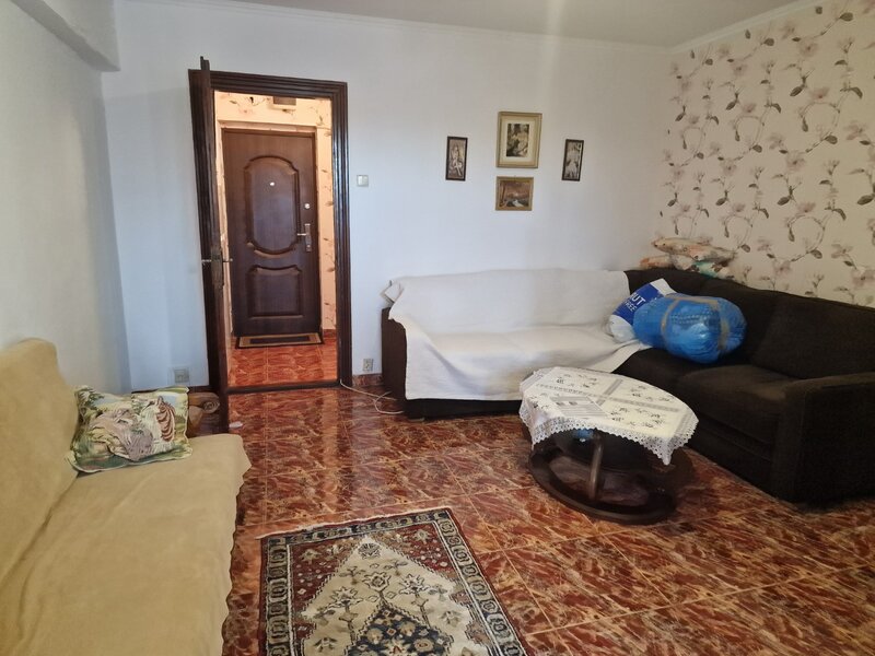 Titan, Aleea Barajul Bicaz, 10 minute metrou Costin Georgian,