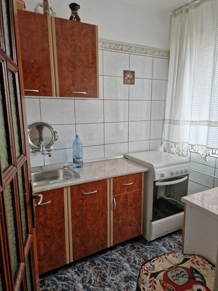 Titan, Aleea Barajul Bicaz, 10 minute metrou Costin Georgian,