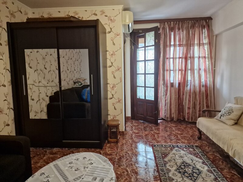 Titan, Aleea Barajul Bicaz, 10 minute metrou Costin Georgian,